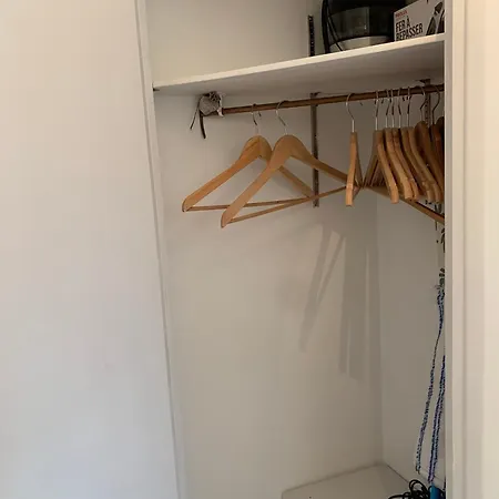 27m² - Centre-ville - Parking Prive - Tt Equipee - 1km Gare Tgv شقة لو بولين