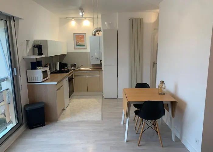 27m² - Centre-ville - Parking Prive - Tt Equipee - 1km Gare Tgv 公寓 勒宝利古恩